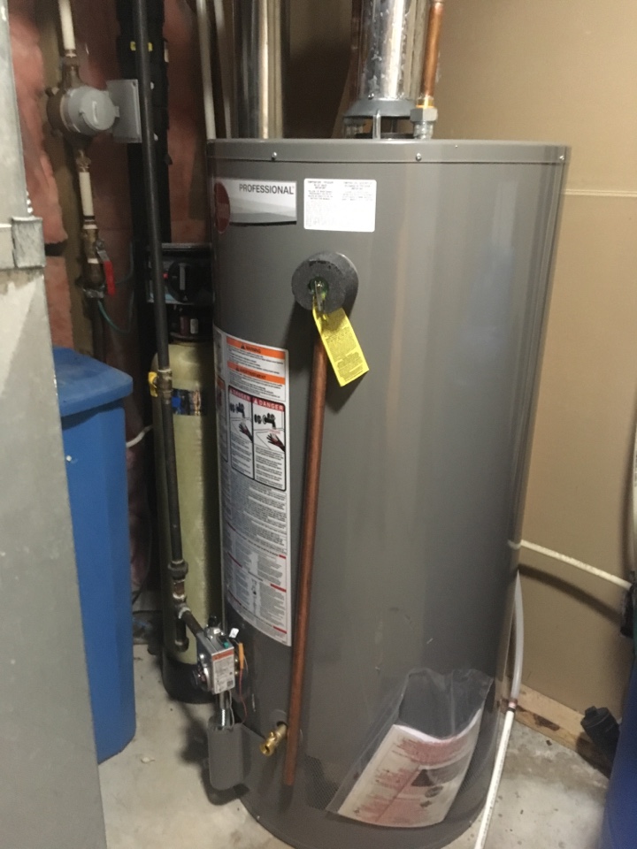 Arbour Lake, AB - Plumber needed: change hot water tank Arbour Lake, AB - Plumber needed: change hot water tank
