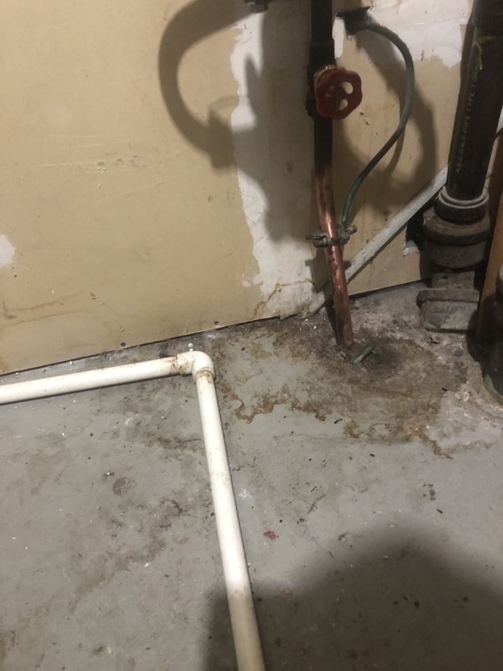 Arbour Lake, AB - Plumber required. HVAC technician required. Repaired main shut off. Checked furnace and hot water tank .Made sure everything was good. Arbour Lake, AB - Plumber required. HVAC technician required. Repaired main shut off. Checked furnace and hot water tank .Made sure everything was good.