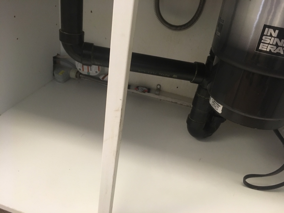 Arbour Lake, AB - Plumber needed for kitchen sink fix Arbour Lake, AB - Plumber needed for kitchen sink fix